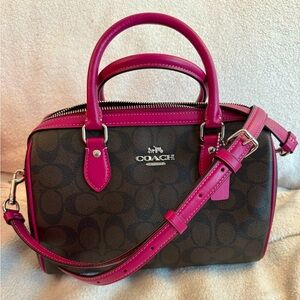 COACH - Rowan satchel in signature canvas.